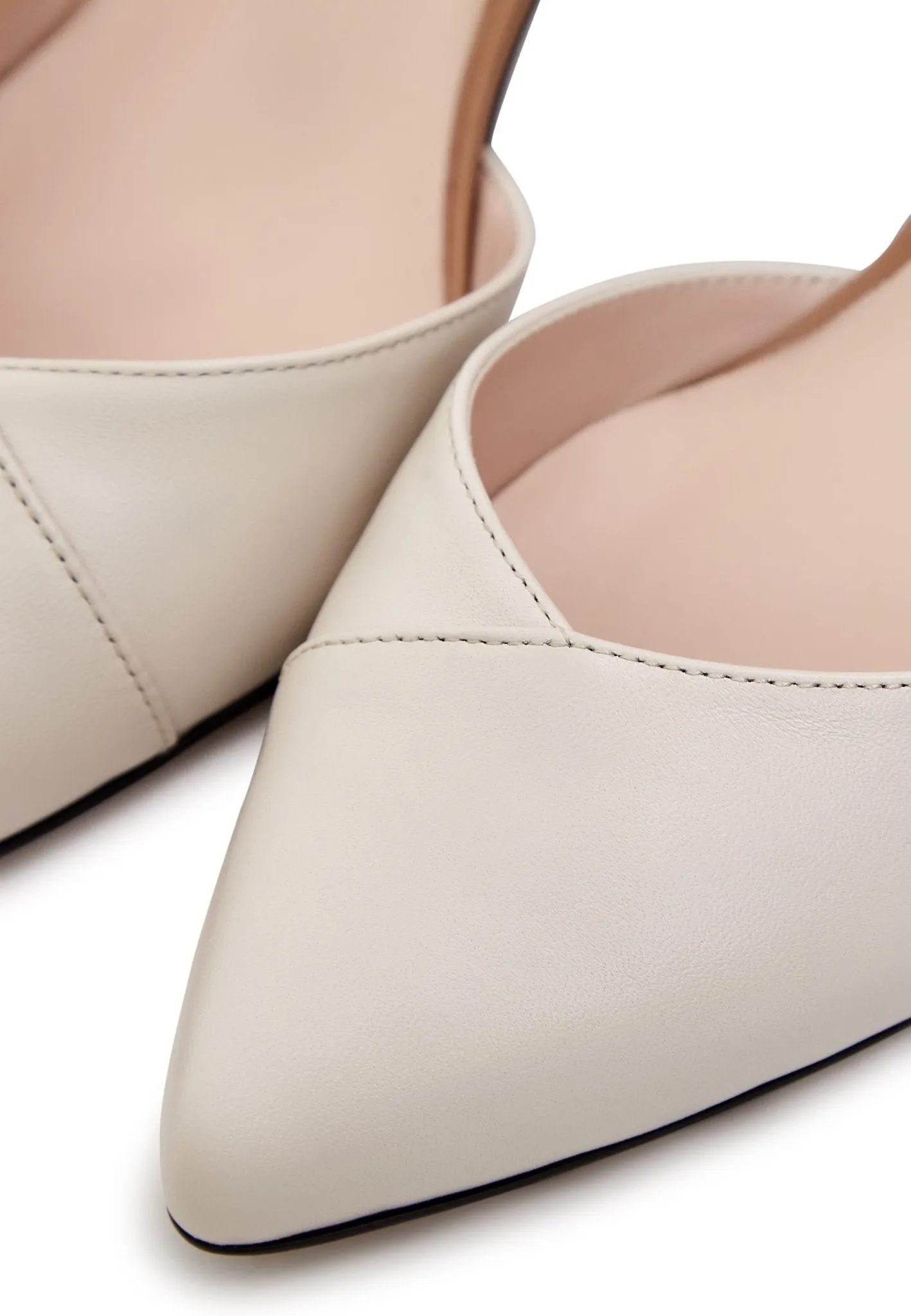 Block Heel Leather Pump - Beige