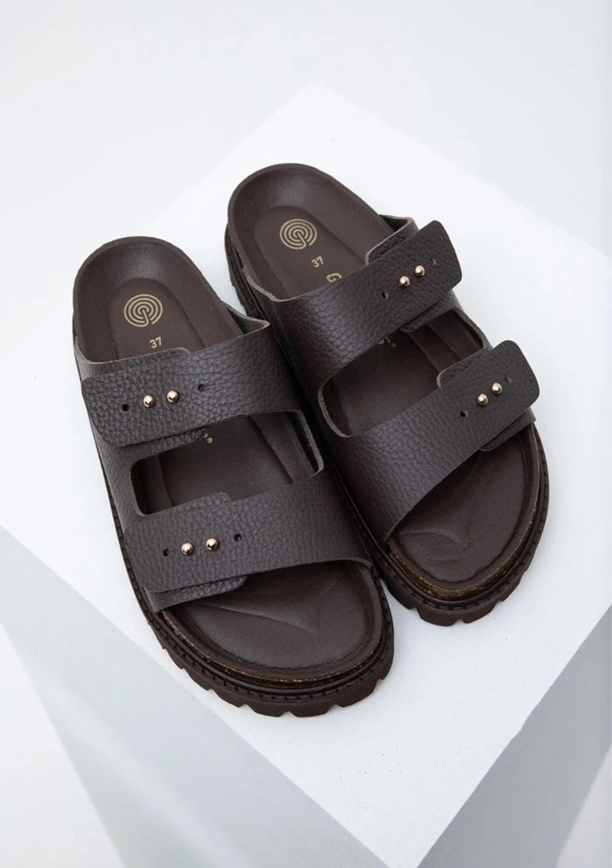 GENUINS Phet Leather Sandals