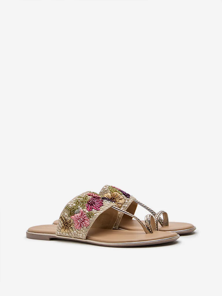 LUNA BLU Multicolour Embellished Kolhapuri Sandals