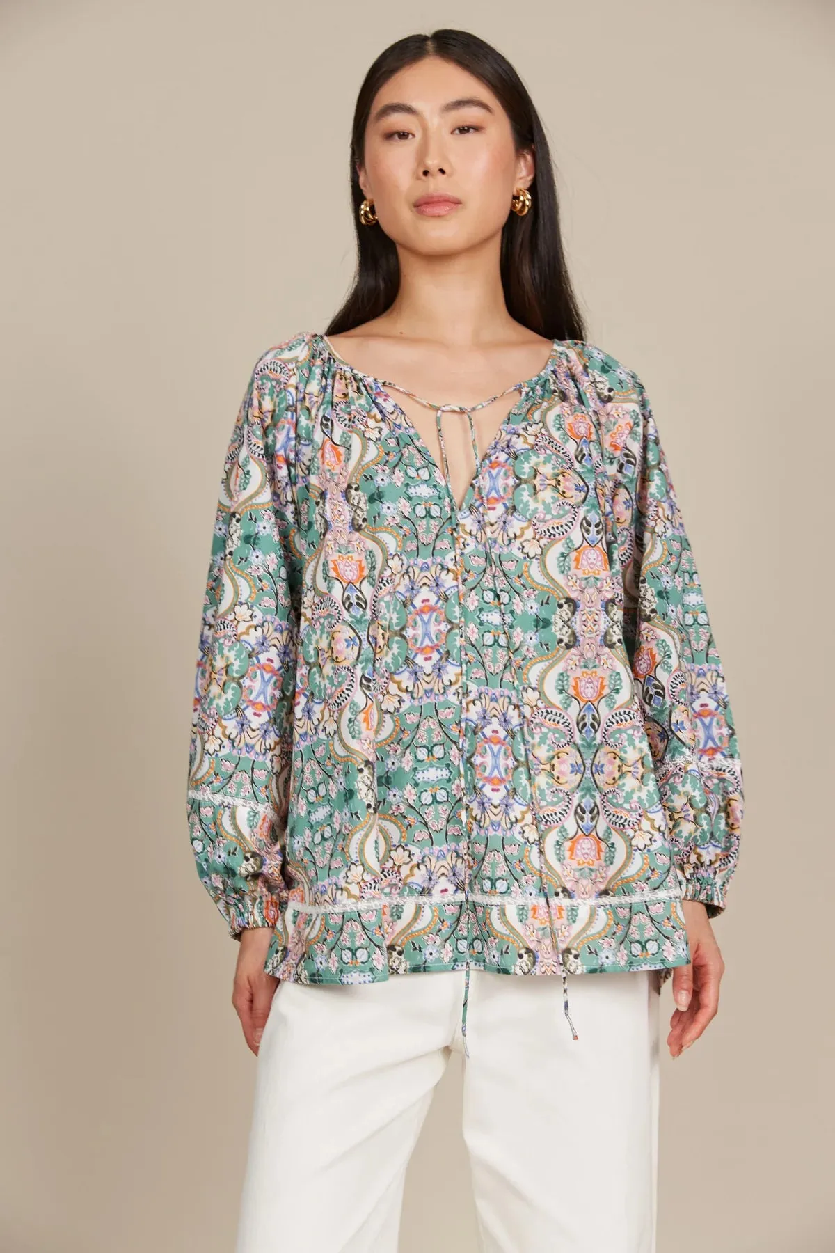 REMI BLOUSE- LOTUS FLEURON